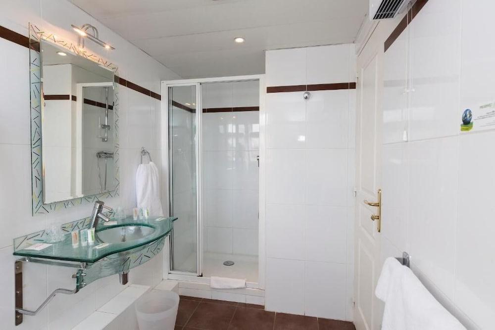Elysees Niel Hotel Paryż Zewnętrze zdjęcie