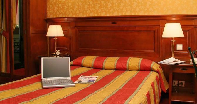 Elysees Niel Hotel Paryż Pokój zdjęcie